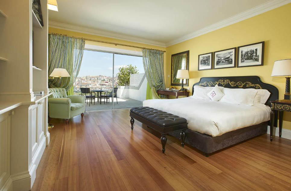 Avis sur l’hôtel avec vue sur la mer à Porto : découvrez l’océan Atlantique par la fenêtre